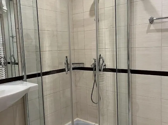 & Relax In Bellevue Отель *