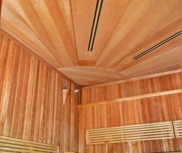 Отель & Relax In Bellevue *